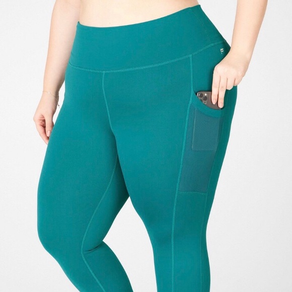 Fabletics On-The-Go High-Waisted Capri - Picture 2 of 3